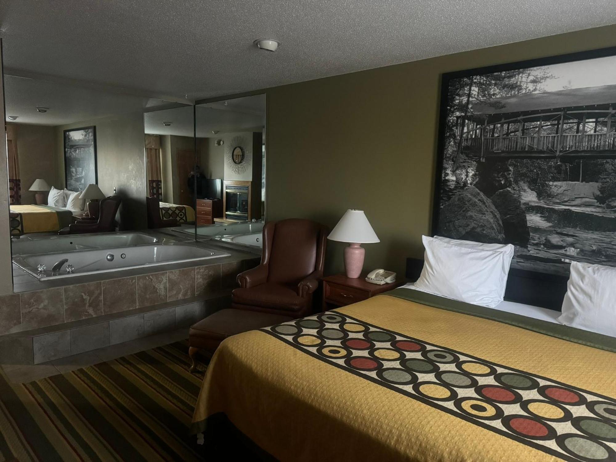 Super 8 By Wyndham Sparta מראה חיצוני תמונה